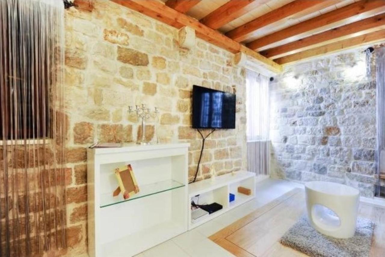Apartment Capo Family & Capo Studio -Old Town-Parking Trogir Exterior foto
