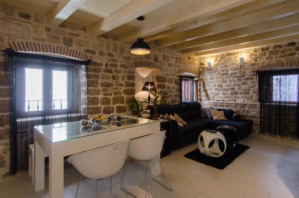 Apartment Capo Family & Capo Studio -Old Town-Parking Trogir Habitación foto